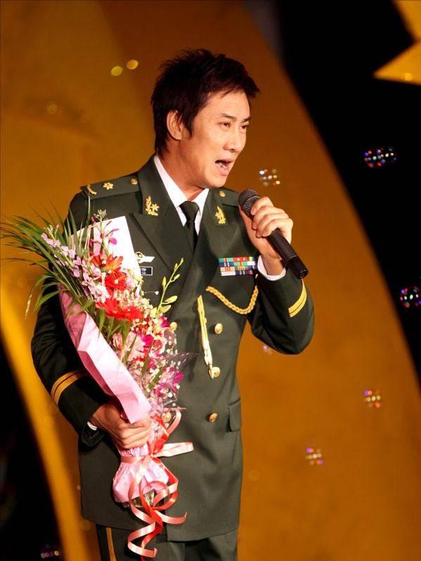 明星江涛老婆,揭秘明星江涛背后的温柔力量