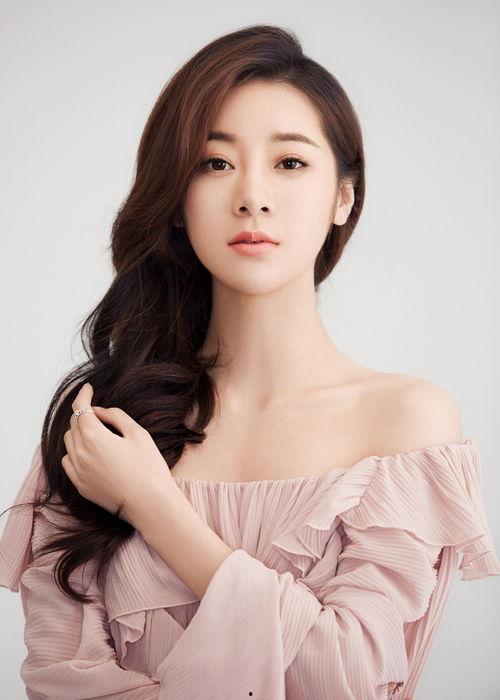 演员张莉莉出生年月,岁月如歌，光影人生